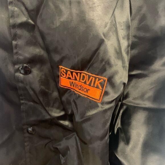 Vintage black hartwell satin jacket! Workwear. Embroidery of construction co. - Picture 4 of 8